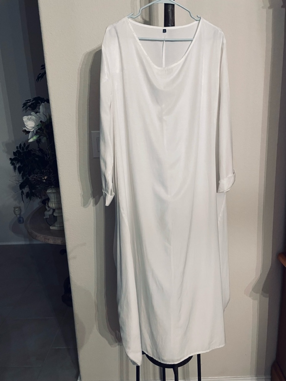 Belle De Jour White Oversize Maxi Dress Women’s size 3XL/1st Sunday dress